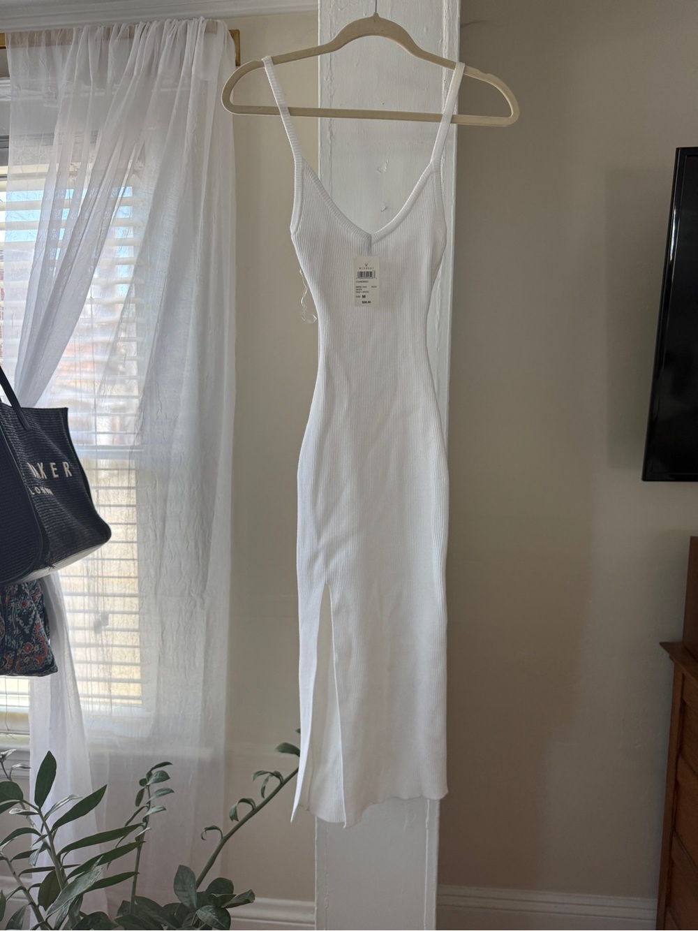 NWT Windsor White Ribbed Bodycon Midi Dress Size M Minimalist Coastal Chic